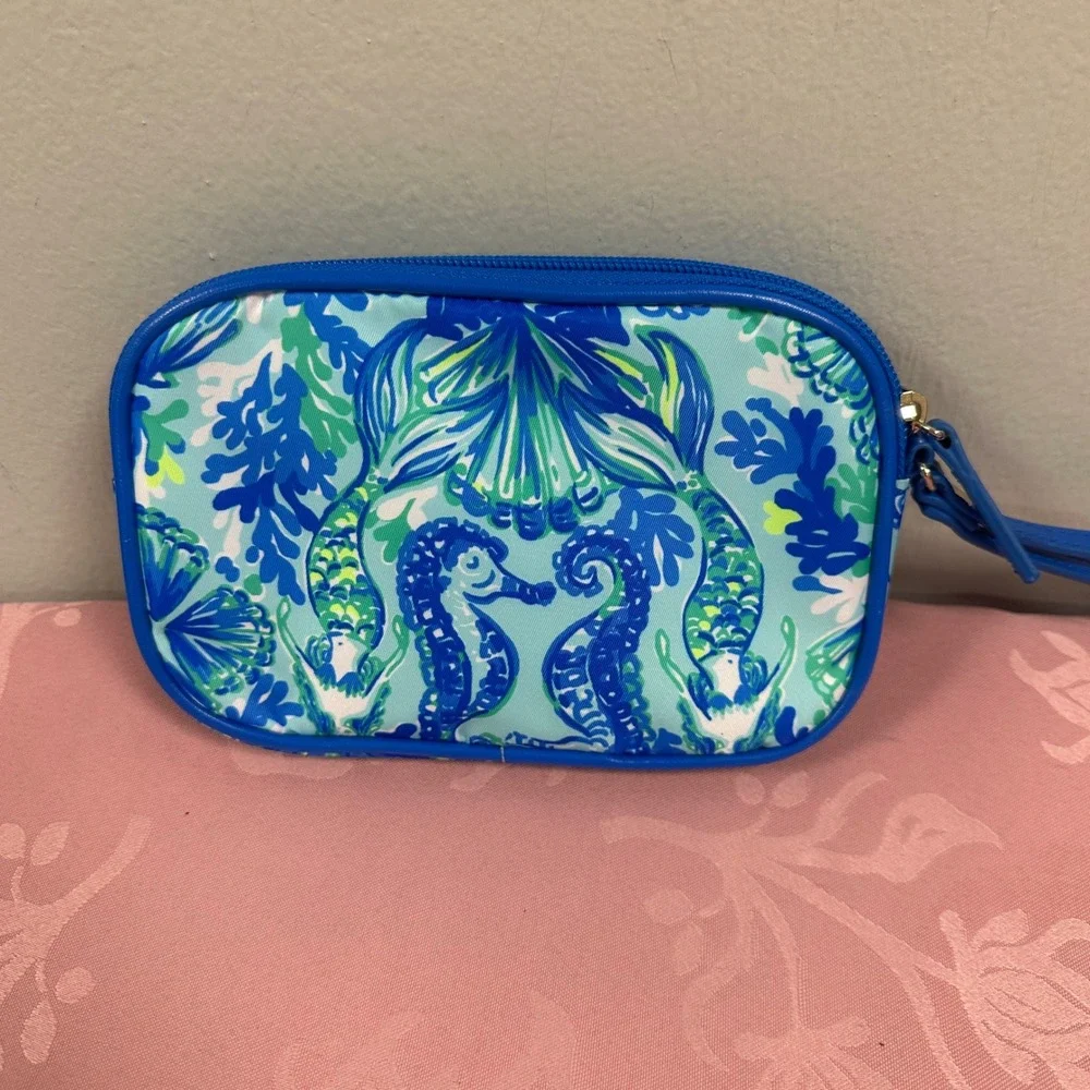 Lilly Pulitzer Mermaid In The Shade Wristlet Pouch Blue Green Seahorse Shells